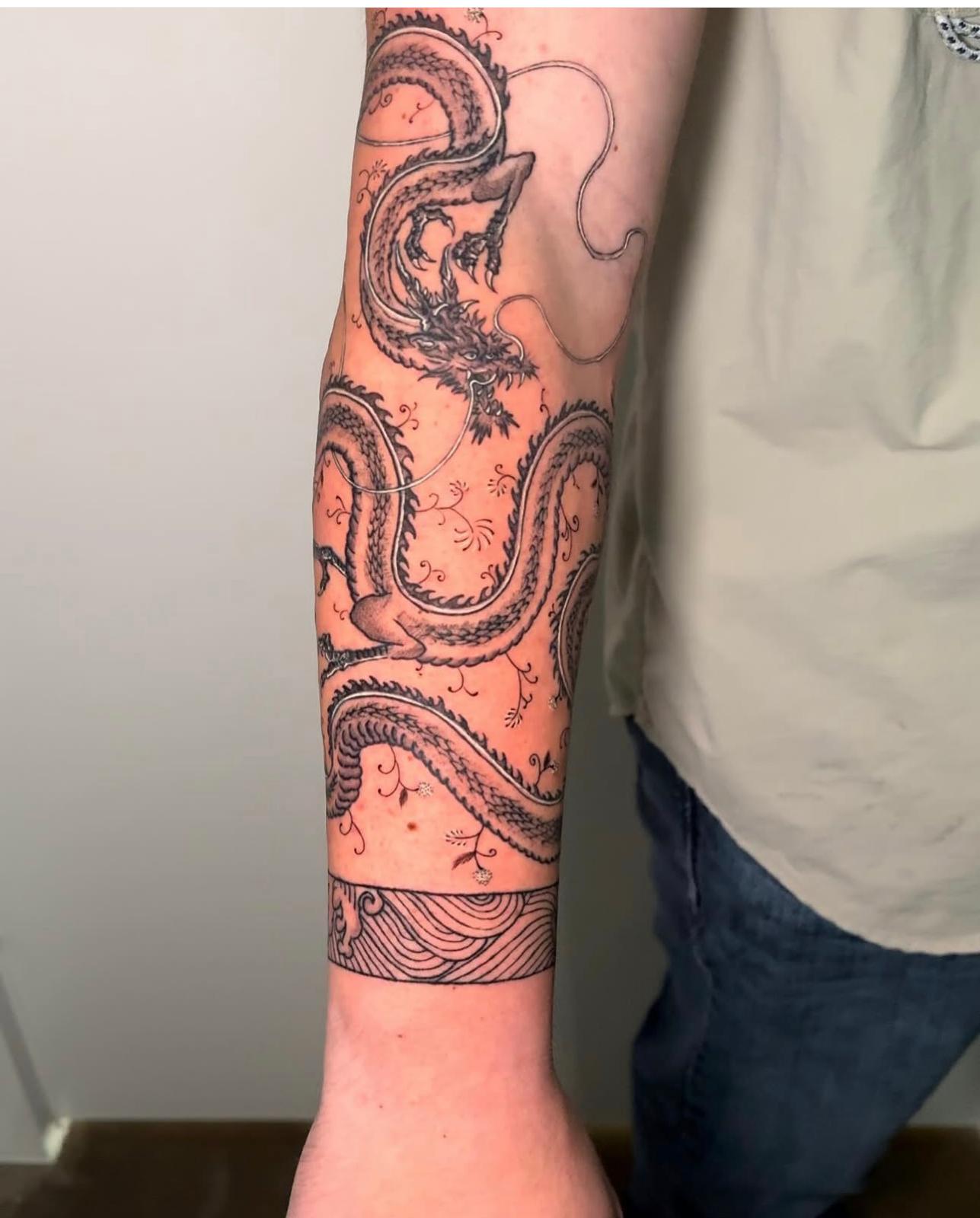 Dragon Sleeve — Linework