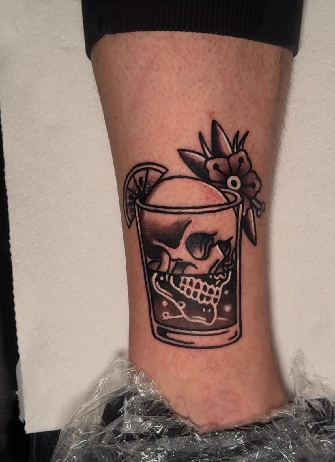 Skull Cocktail — Leg