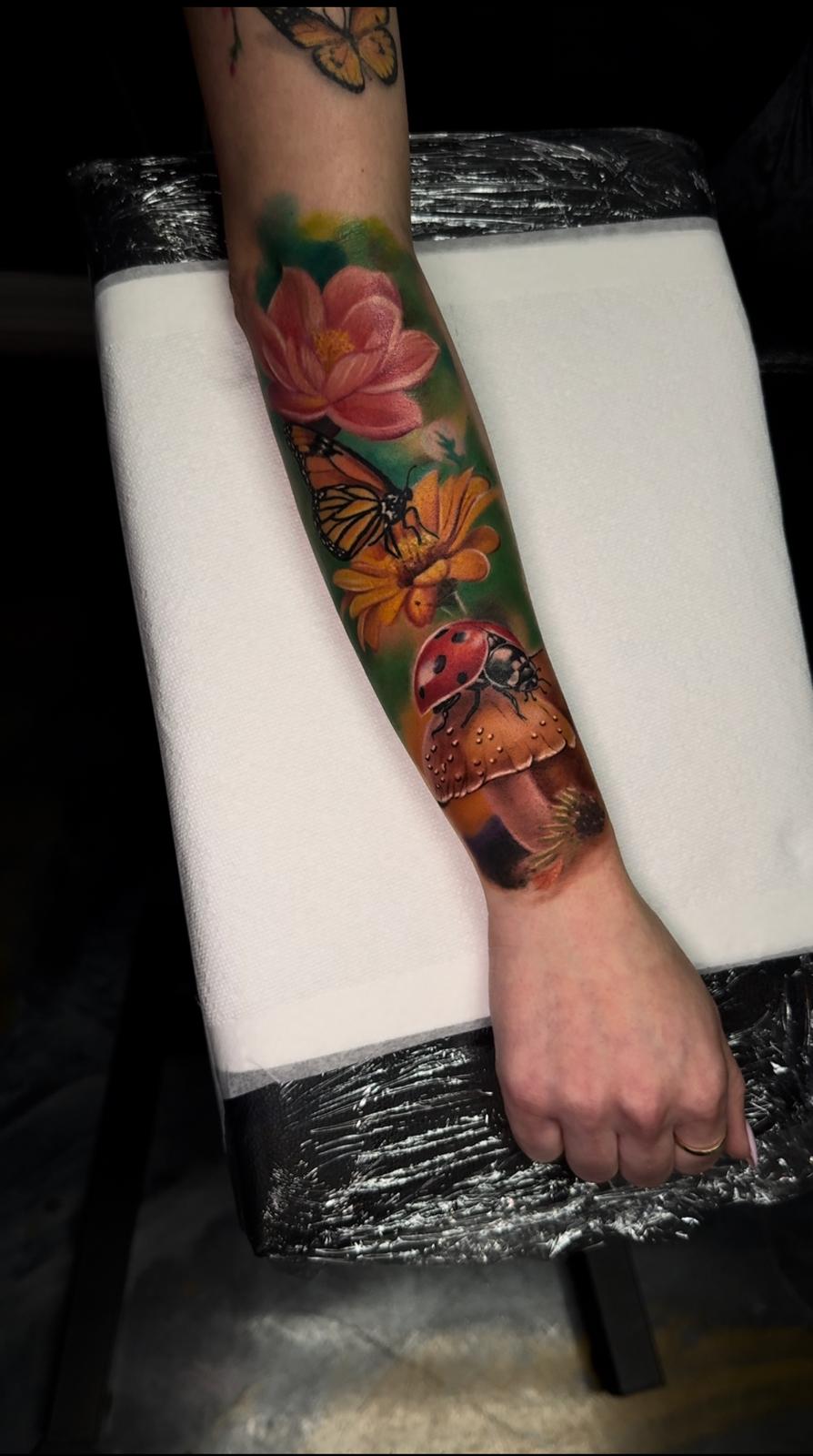 Lotus & Ladybug — Color Sleeve